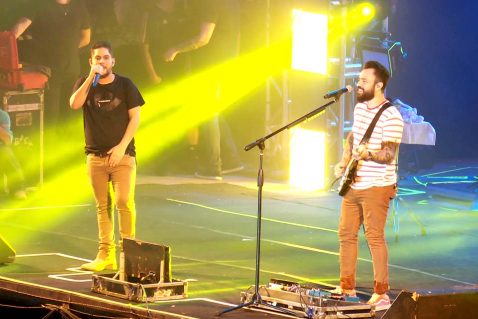 Mais de 25 mil pessoas assistem